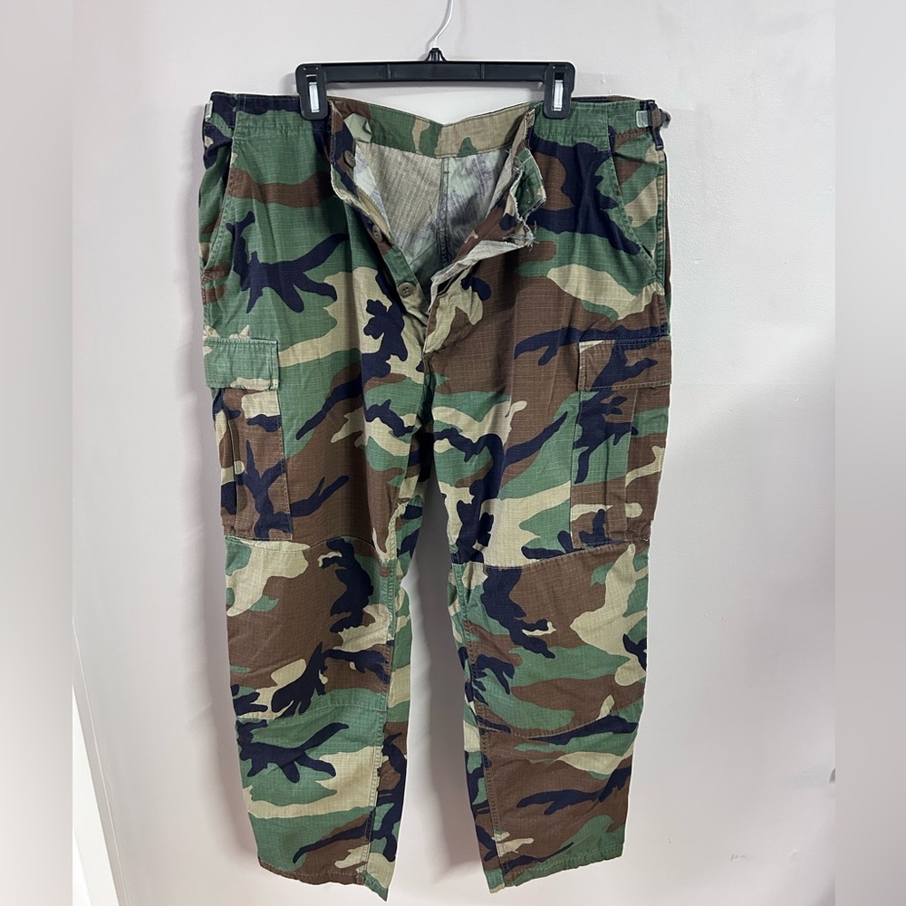 Vintage Woodland Camo Combat Trousers size XL Regular